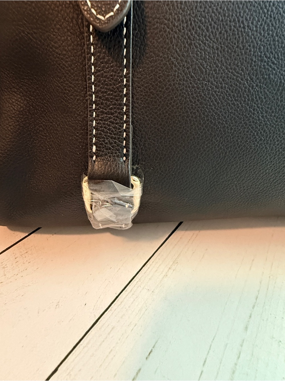 Dooney & Bourke | Black Leather Sorrento Satchel 30 - Picture 4 of 15